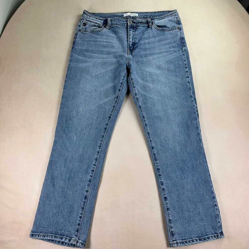 KanCan Womens 15/31 Straight Leg Jeans Light Wash Stretch Denim Mid Rise Casual